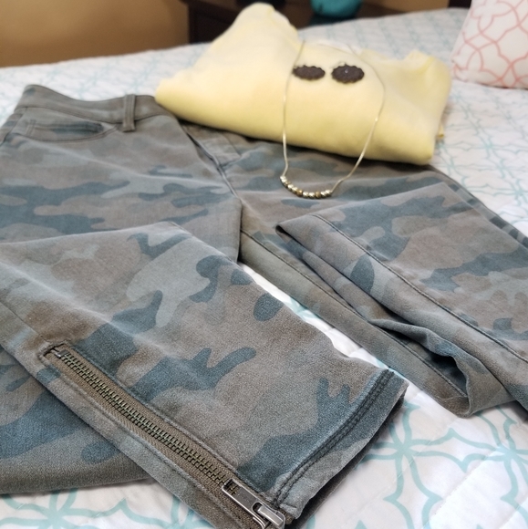 refuge Denim - Camo Jeggings